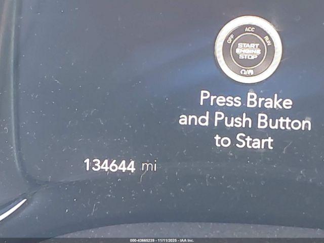 Chrysler Pacifica Touring L Image 8