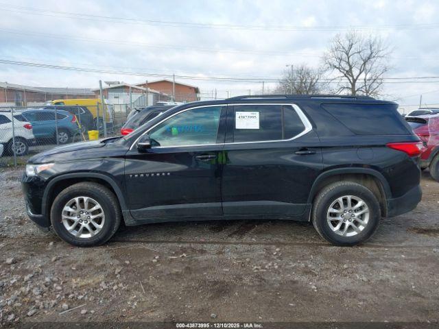 Chevrolet Traverse Fwd Lt Leather Image 11