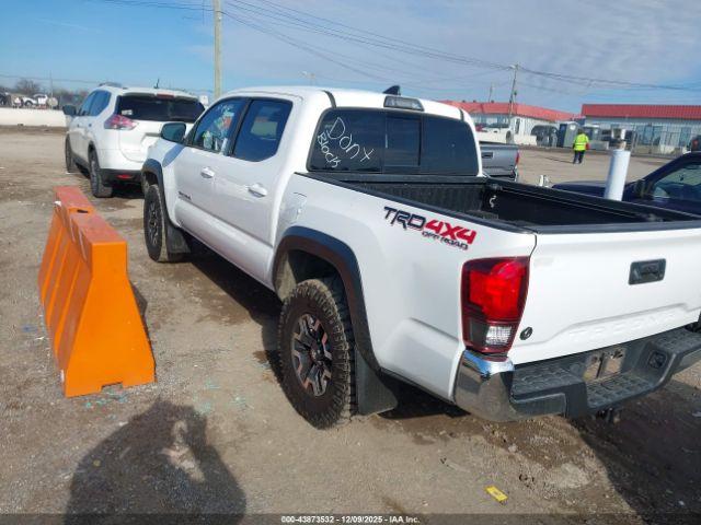 Toyota Tacoma Trd Off Road Image 5