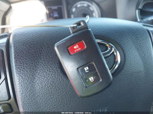 Toyota Tacoma Trd Off Road Image 10