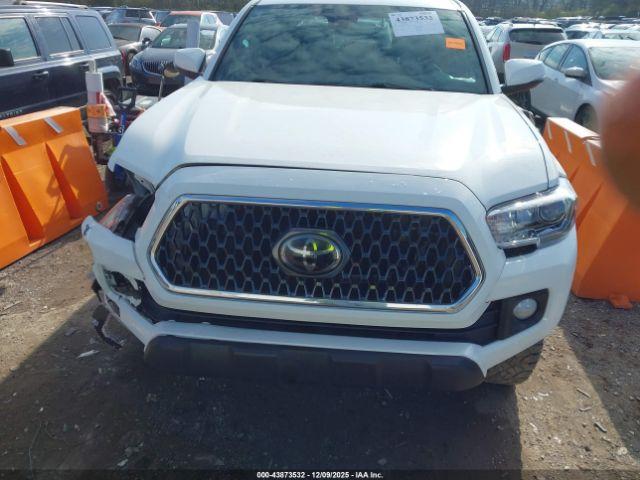 Toyota Tacoma Trd Off Road Image 8