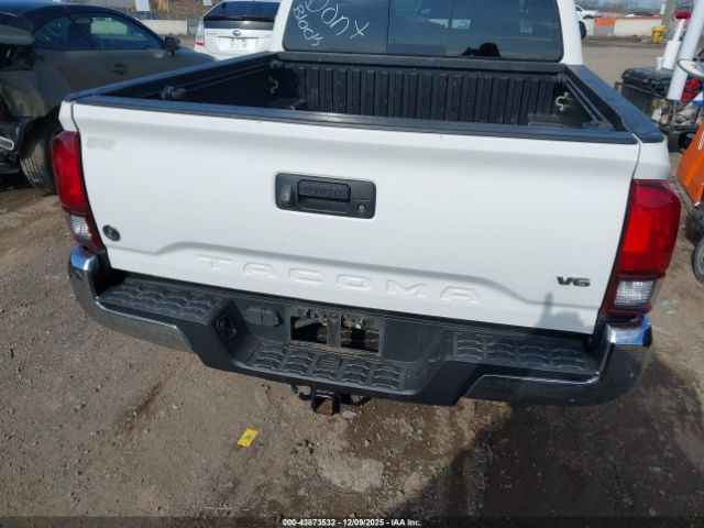 Toyota Tacoma Trd Off Road Image 16