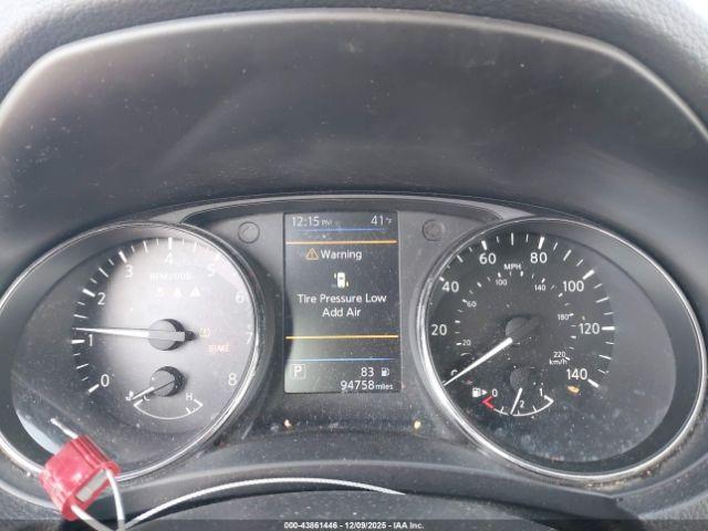 Nissan Rogue S Image 10