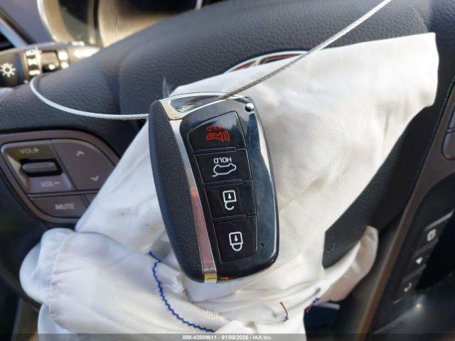 Hyundai SANTA FE Limited Image 10