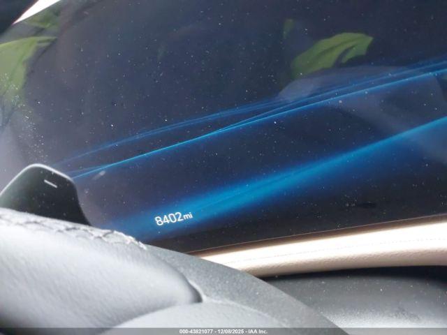 Cadillac XT4 Awd Premium Luxury Image 3