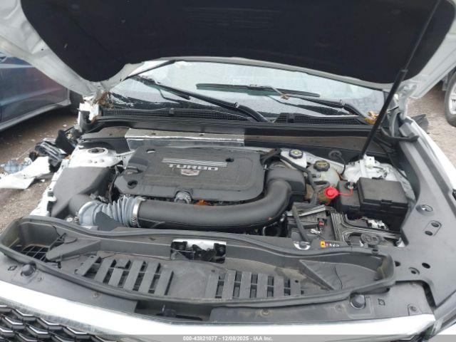 Cadillac XT4 Awd Premium Luxury Image 10