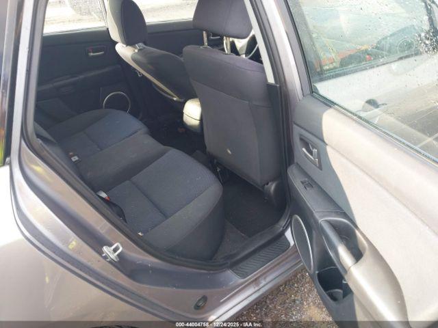 Mazda Mazda3 S Image 8