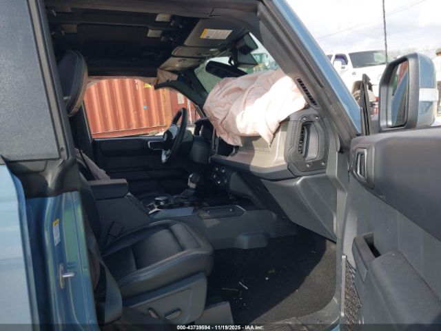 Ford Bronco Outer Banks Image 2