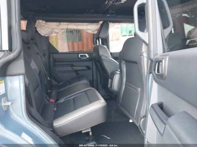 Ford Bronco Outer Banks Image 4