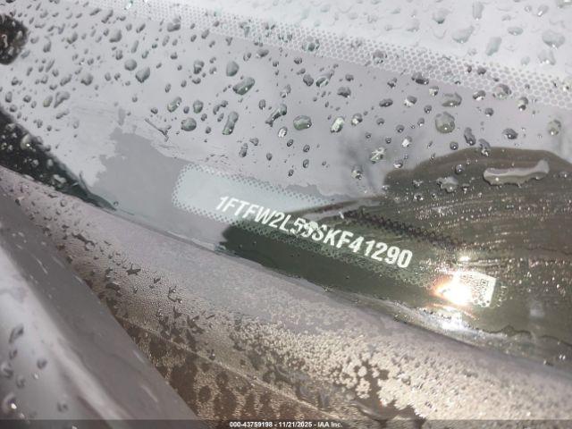 Ford F-150 Stx Image 12