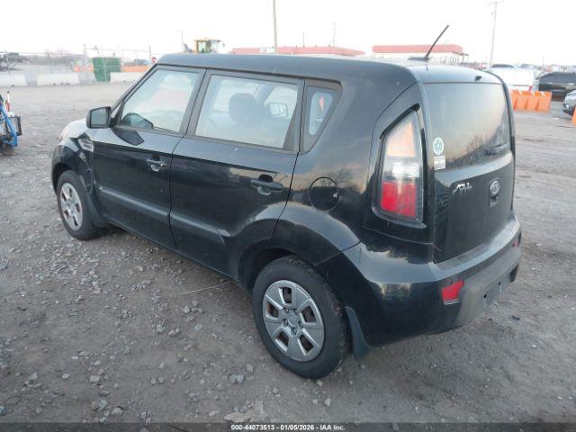 Kia Soul Image 2