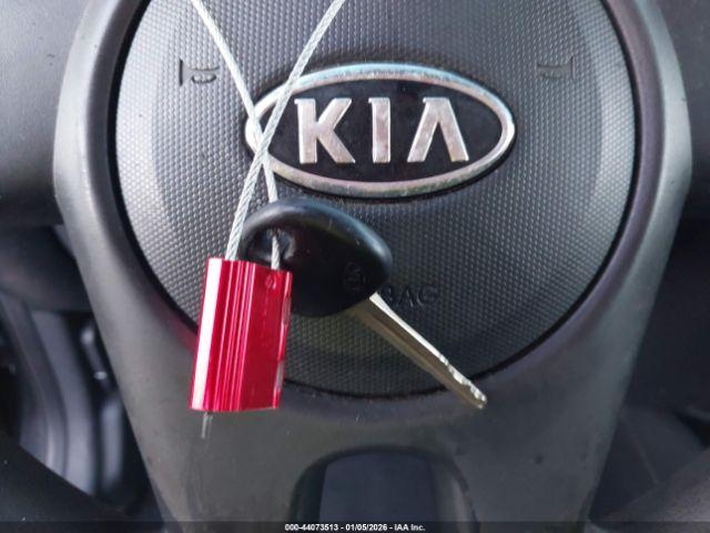 Kia Soul Image 10
