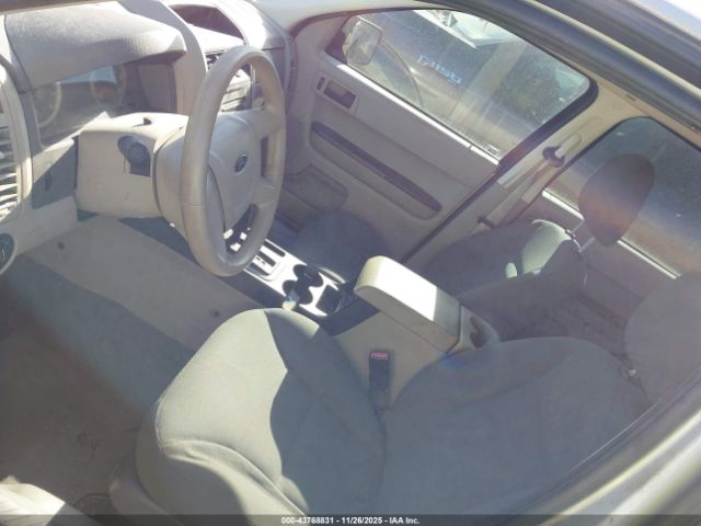 Ford Escape Xls Image 7