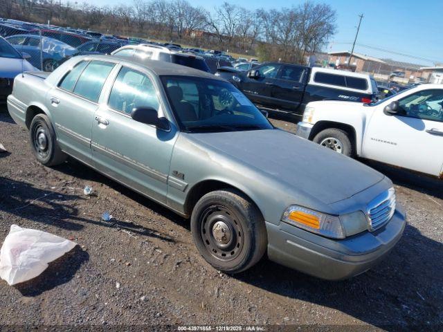  Salvage Ford Crown Victoria
