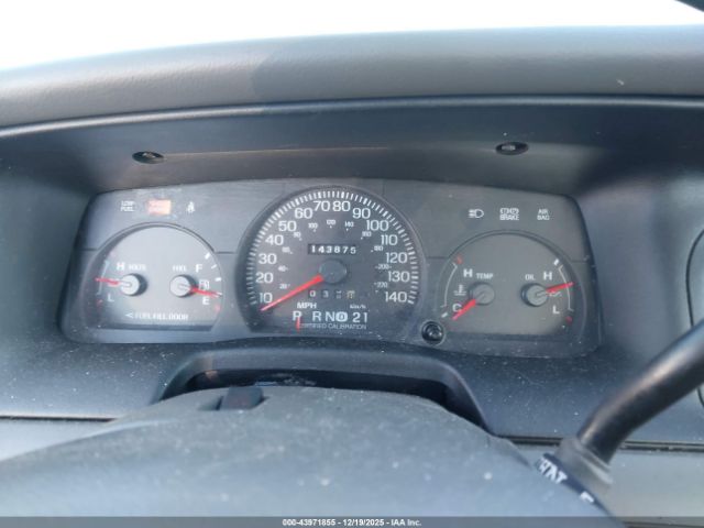 Ford Crown Victoria Police Image 10