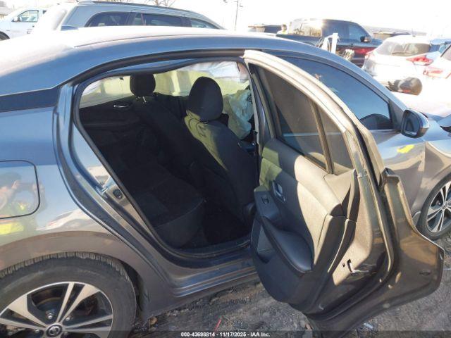 Nissan Sentra Sv Xtronic Cvt Image 5