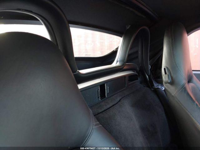 Porsche Boxster Image 8