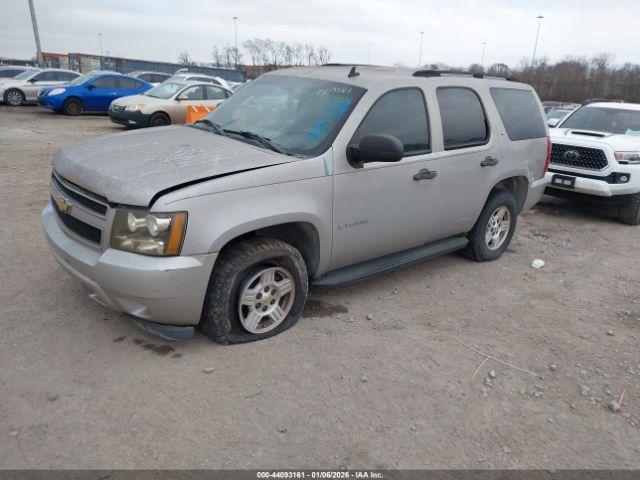 Chevrolet Tahoe Ls Image 2