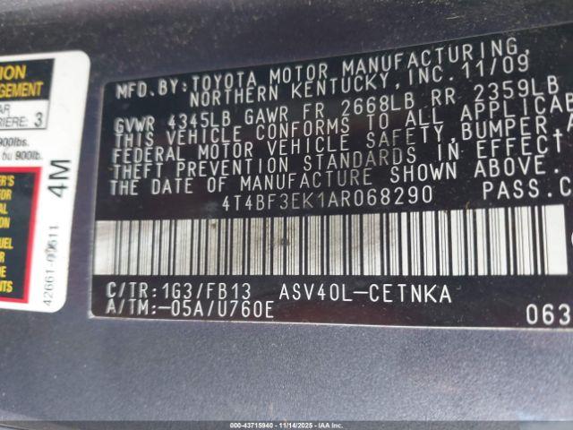 Toyota Camry Le Image 7