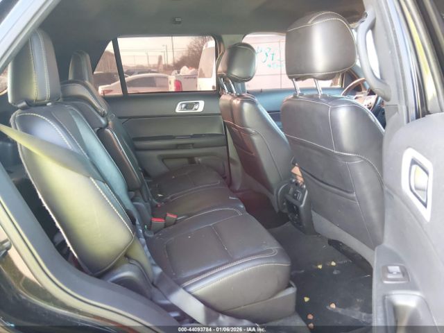 Ford Explorer Sport Image 7