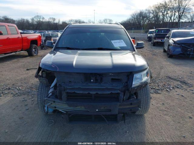 Ford Explorer Xlt Image 11