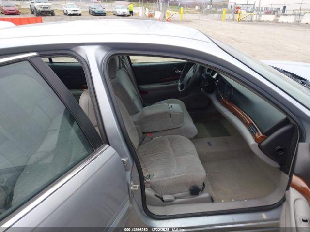 Buick LeSabre Custom Image 10