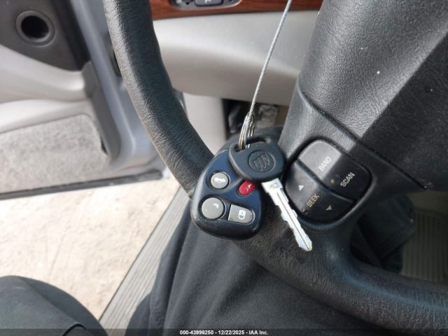 Buick LeSabre Custom Image 7