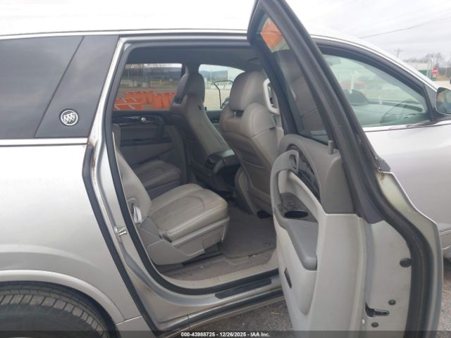Buick Enclave Leather Image 8
