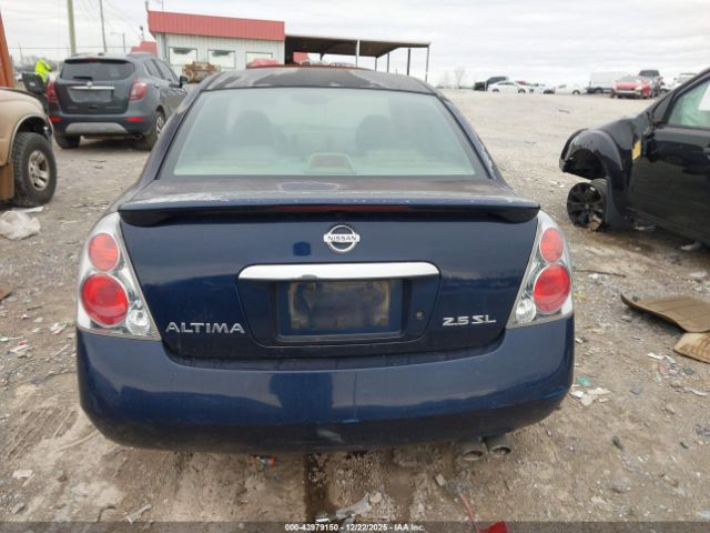 Nissan Altima 2.5 S Image 9