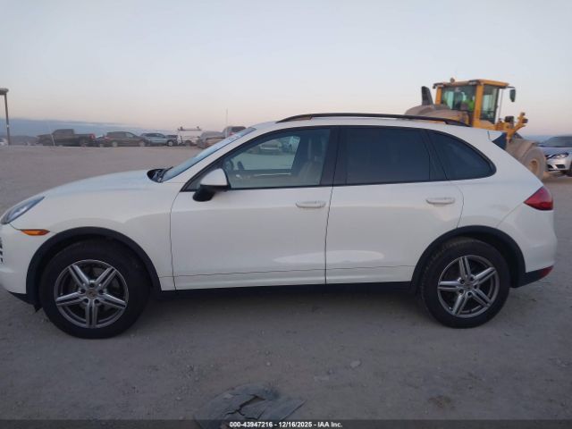 Porsche Cayenne Image 7