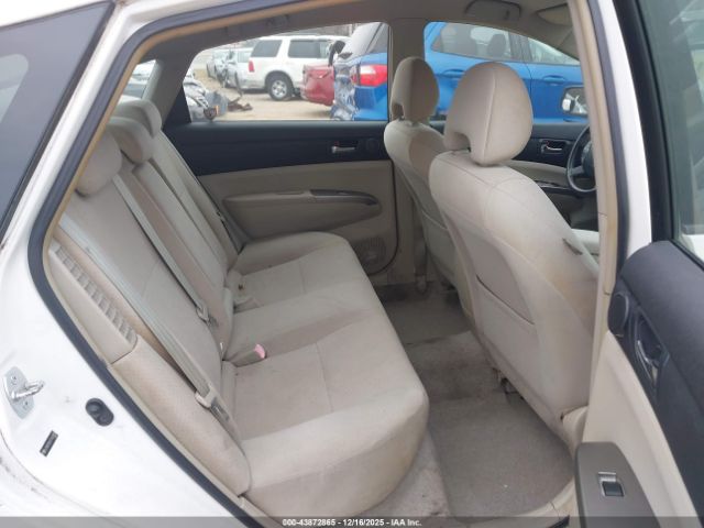 Toyota Prius Image 11