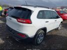 Jeep Cherokee Sport Fwd Image 9