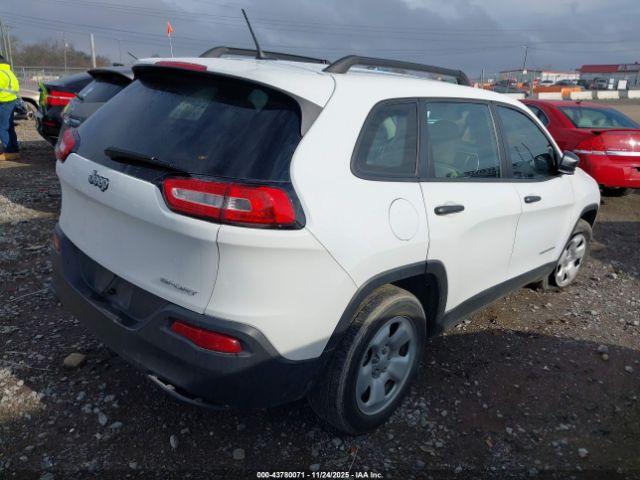 Jeep Cherokee Sport Fwd Image 9