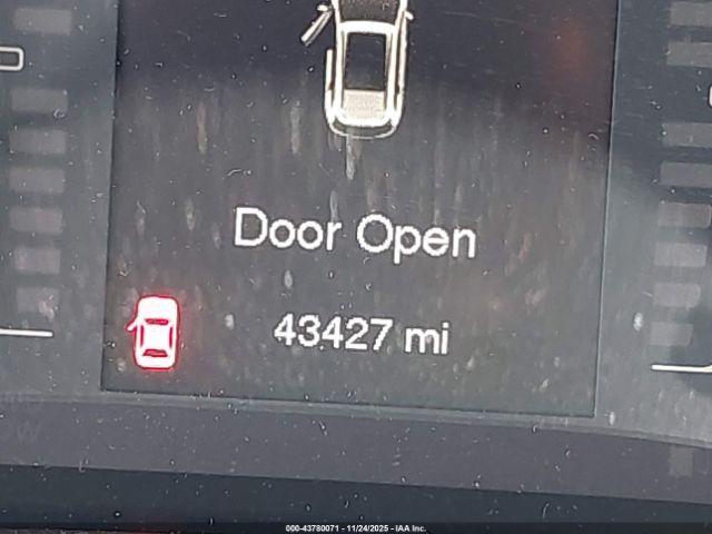 Jeep Cherokee Sport Fwd Image 5