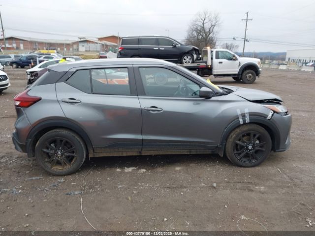 Nissan Kicks Sv Xtronic Cvt Image 9