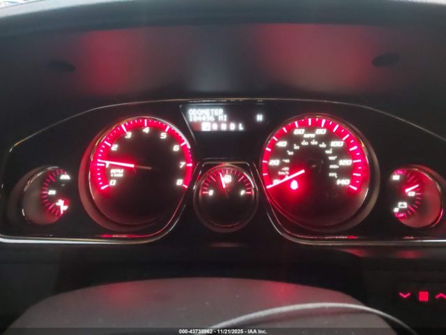 GMC Acadia Denali Image 2