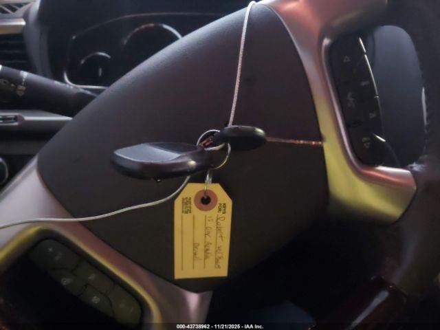 GMC Acadia Denali Image 6