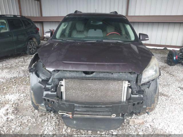 GMC Acadia Denali Image 8