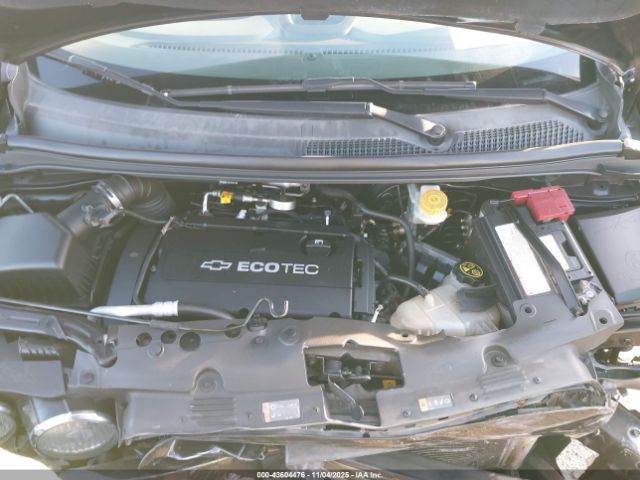 Chevrolet Sonic Lt Manual Image 8