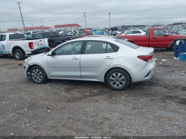 Kia Rio S Image 16