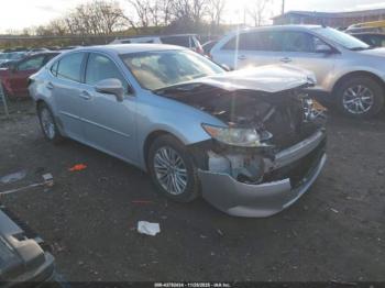 Salvage Lexus Es