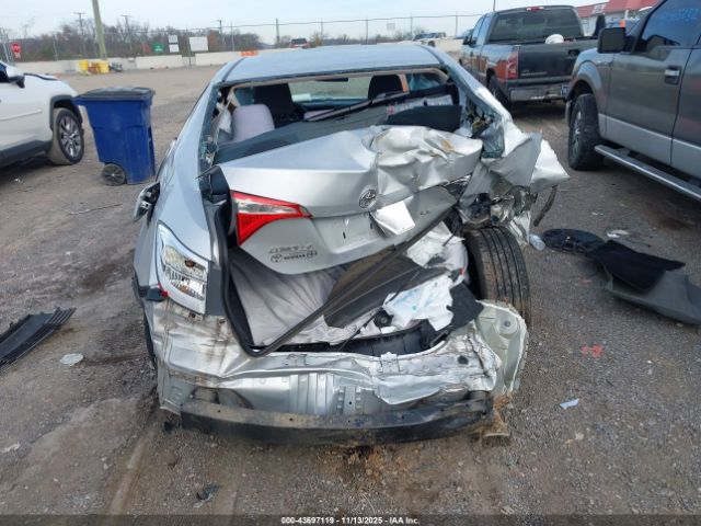 Toyota Corolla Le Image 18