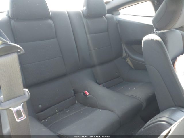 Ford Mustang V6 Image 10