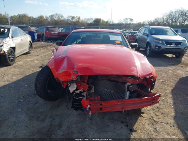 Ford Mustang V6 Image 11