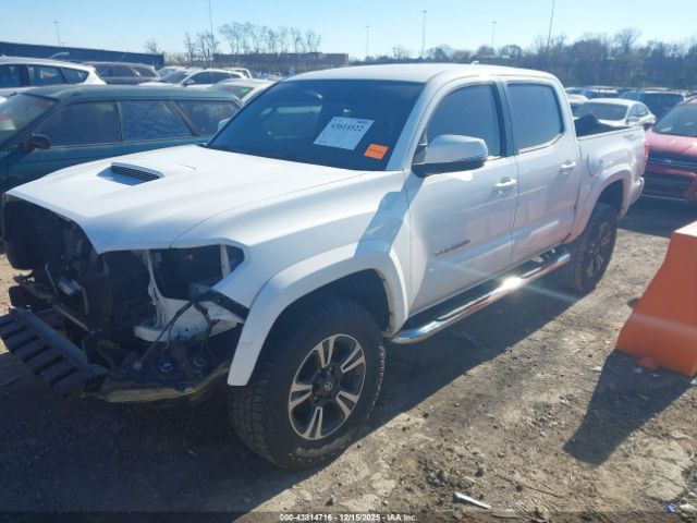 Toyota Tacoma Trd Sport Image 4