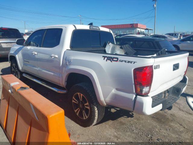 Toyota Tacoma Trd Sport Image 2
