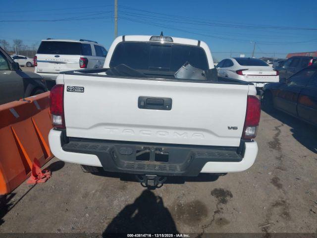 Toyota Tacoma Trd Sport Image 15