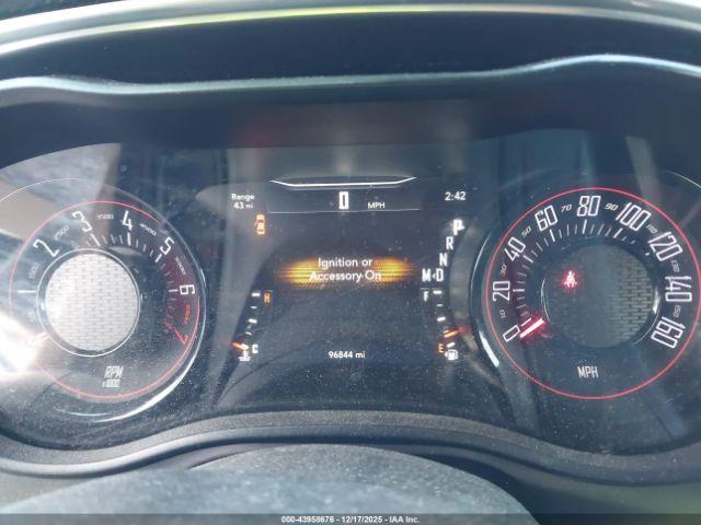 Dodge Challenger Sxt Image 4