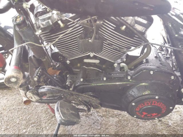 Harley-Davidson Fltrx Image 13