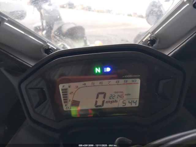 Honda Cbr500 R Image 11